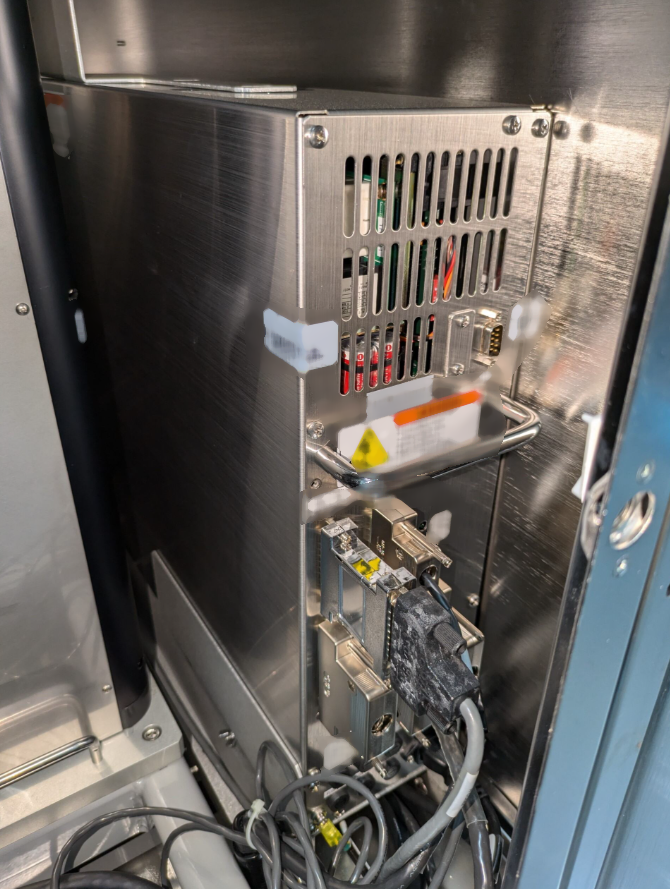 圖為 已使用的 KLA / TENCOR / THERMA-WAVE TP 630XP 待售