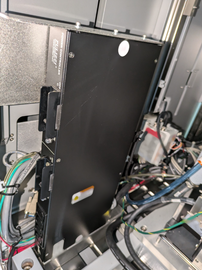 圖為 已使用的 KLA / TENCOR / THERMA-WAVE TP 630XP 待售