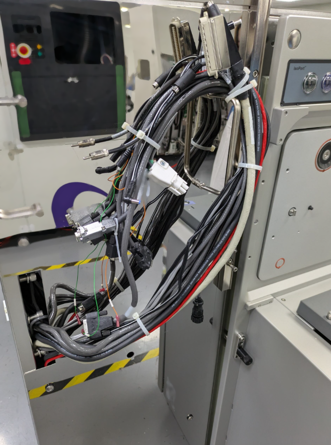 圖為 已使用的 KLA / TENCOR / THERMA-WAVE TP 630XP 待售