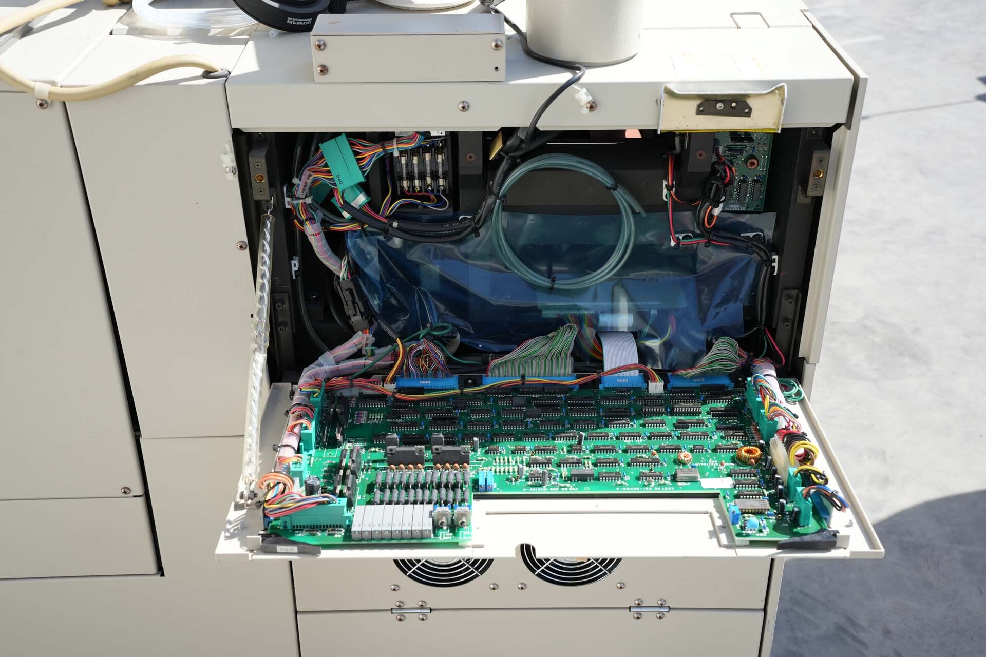 Photo Utilisé KLA / TENCOR 1007E À vendre