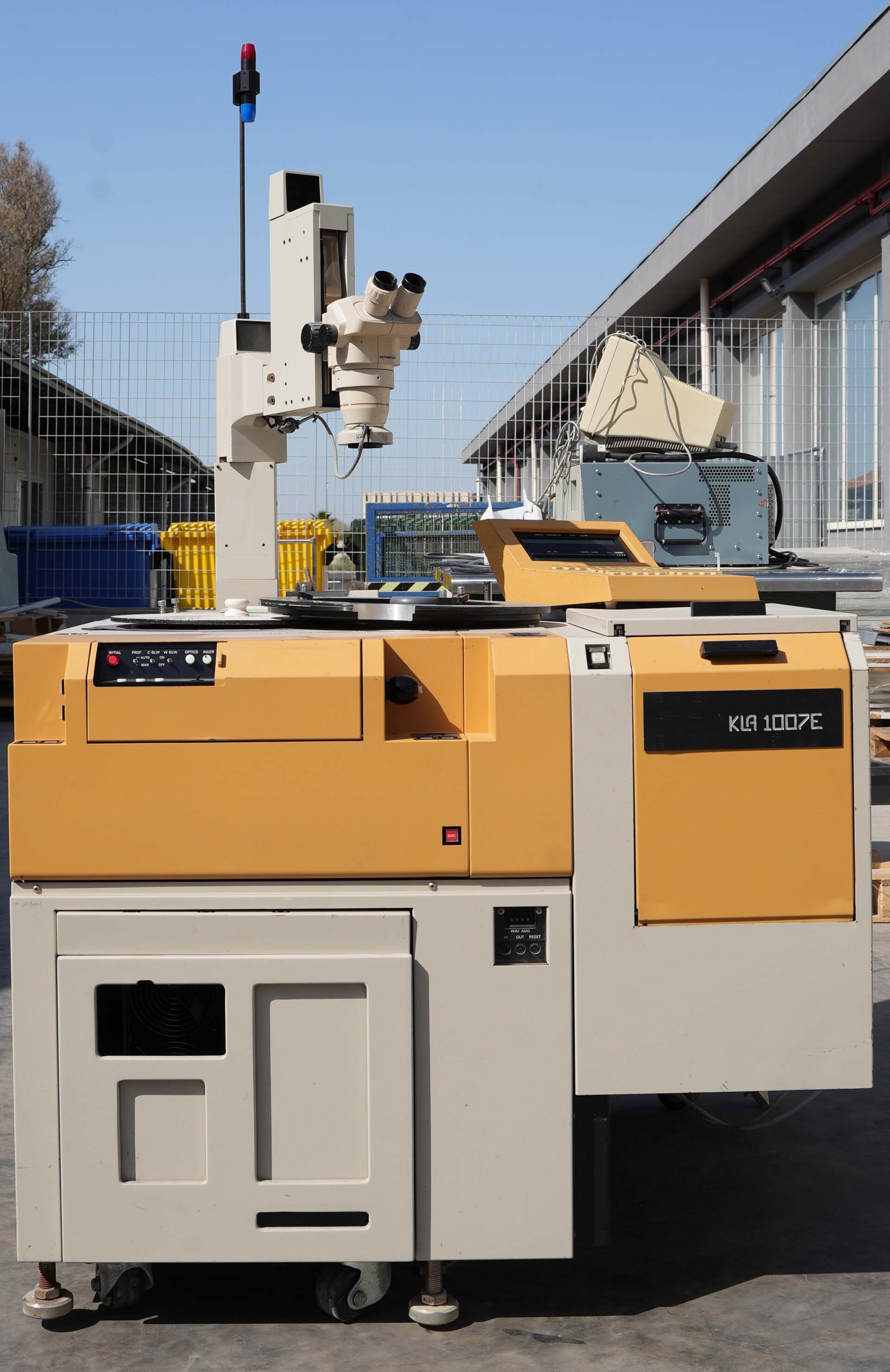 Photo Used KLA / TENCOR 1007E For Sale