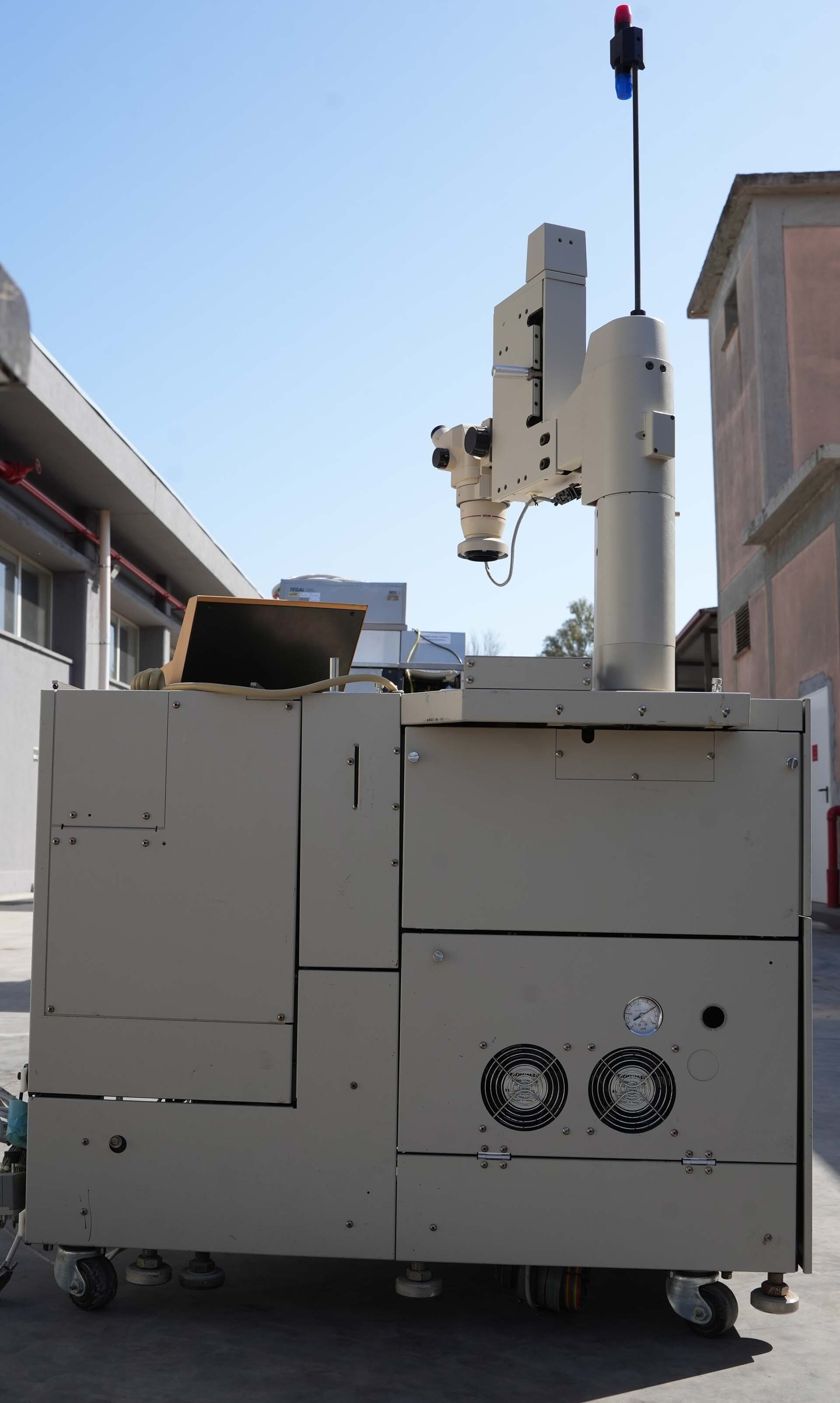 Photo Used KLA / TENCOR 1007E For Sale