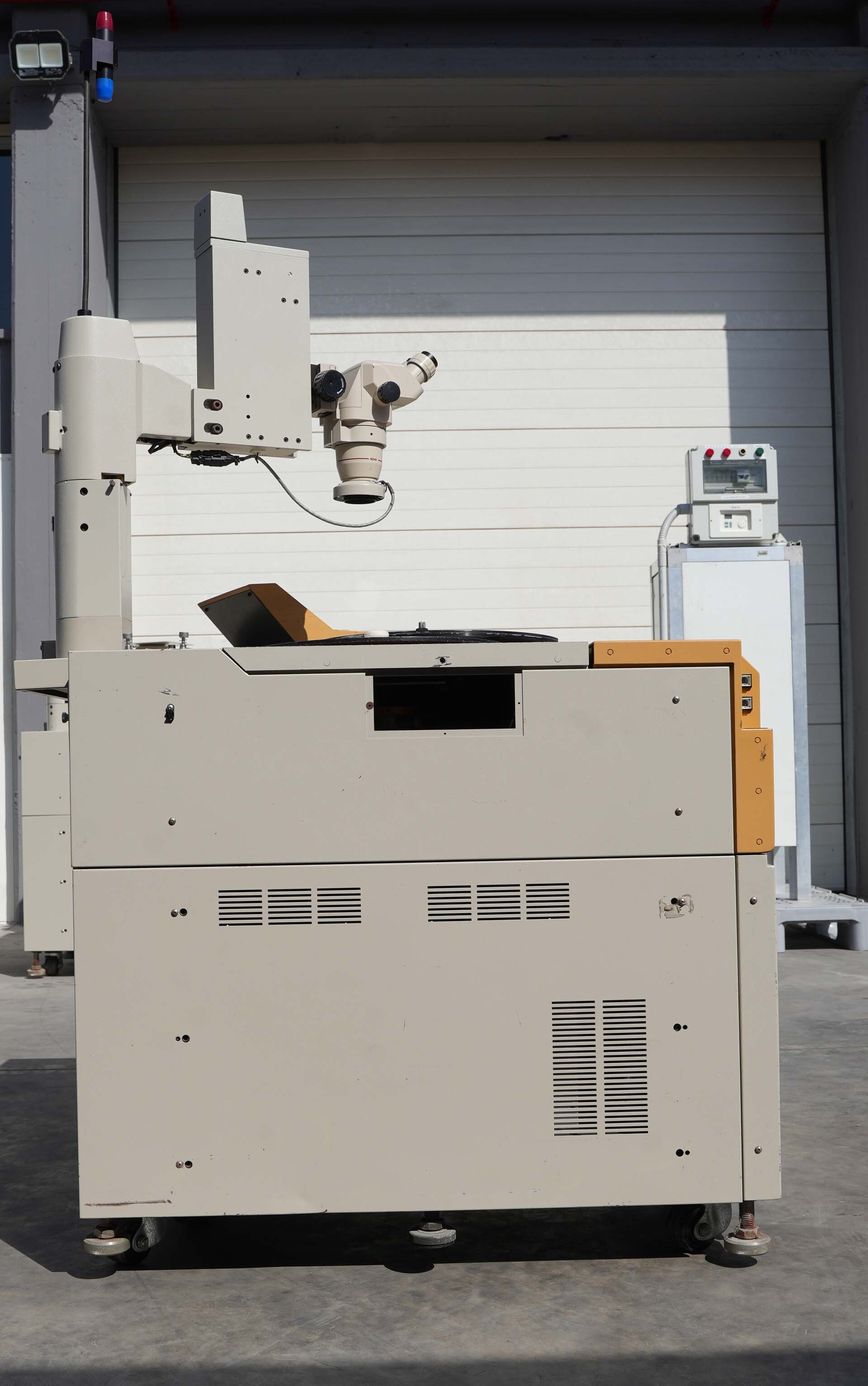Photo Used KLA / TENCOR 1007E For Sale