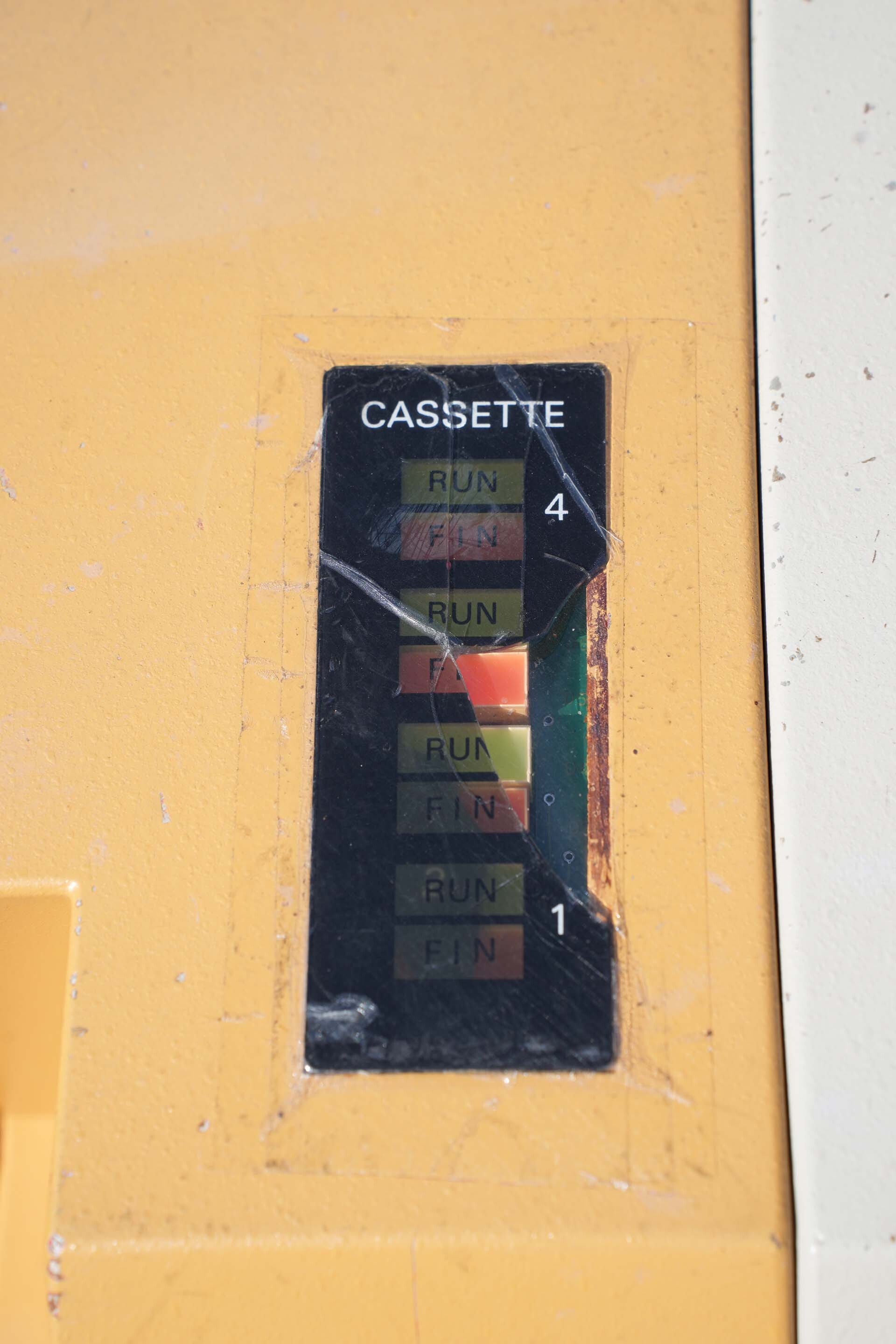 Photo Used KLA / TENCOR 1007E For Sale