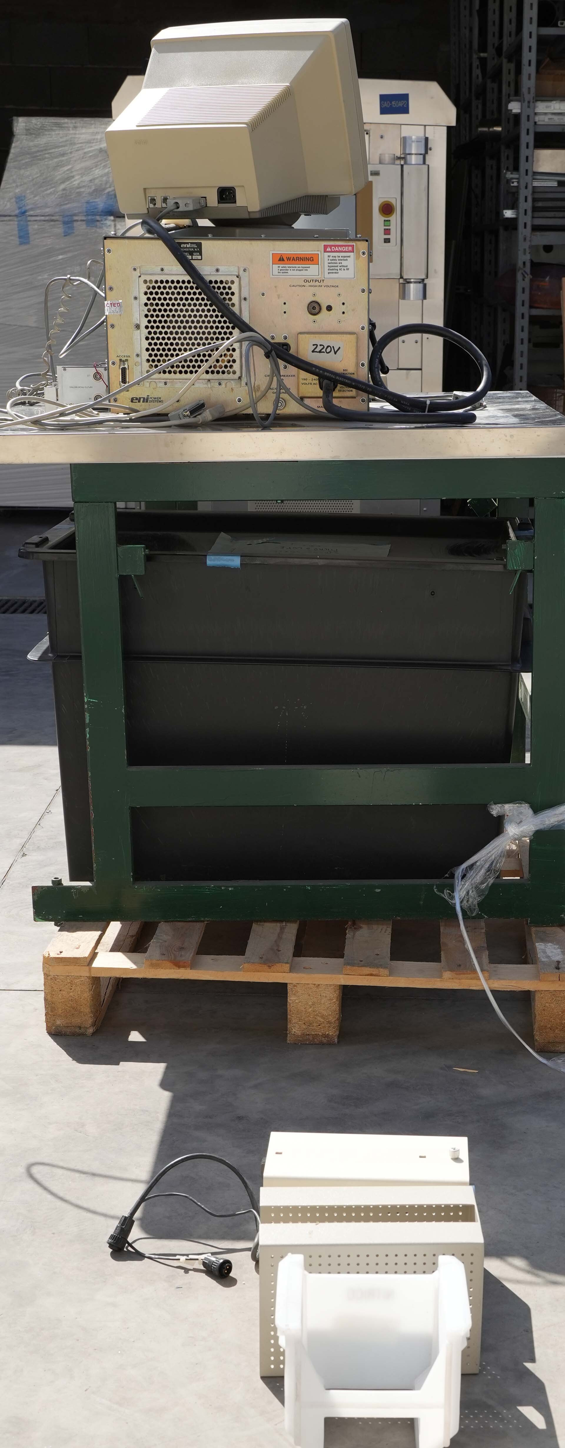 Photo Used KLA / TENCOR 1007E For Sale