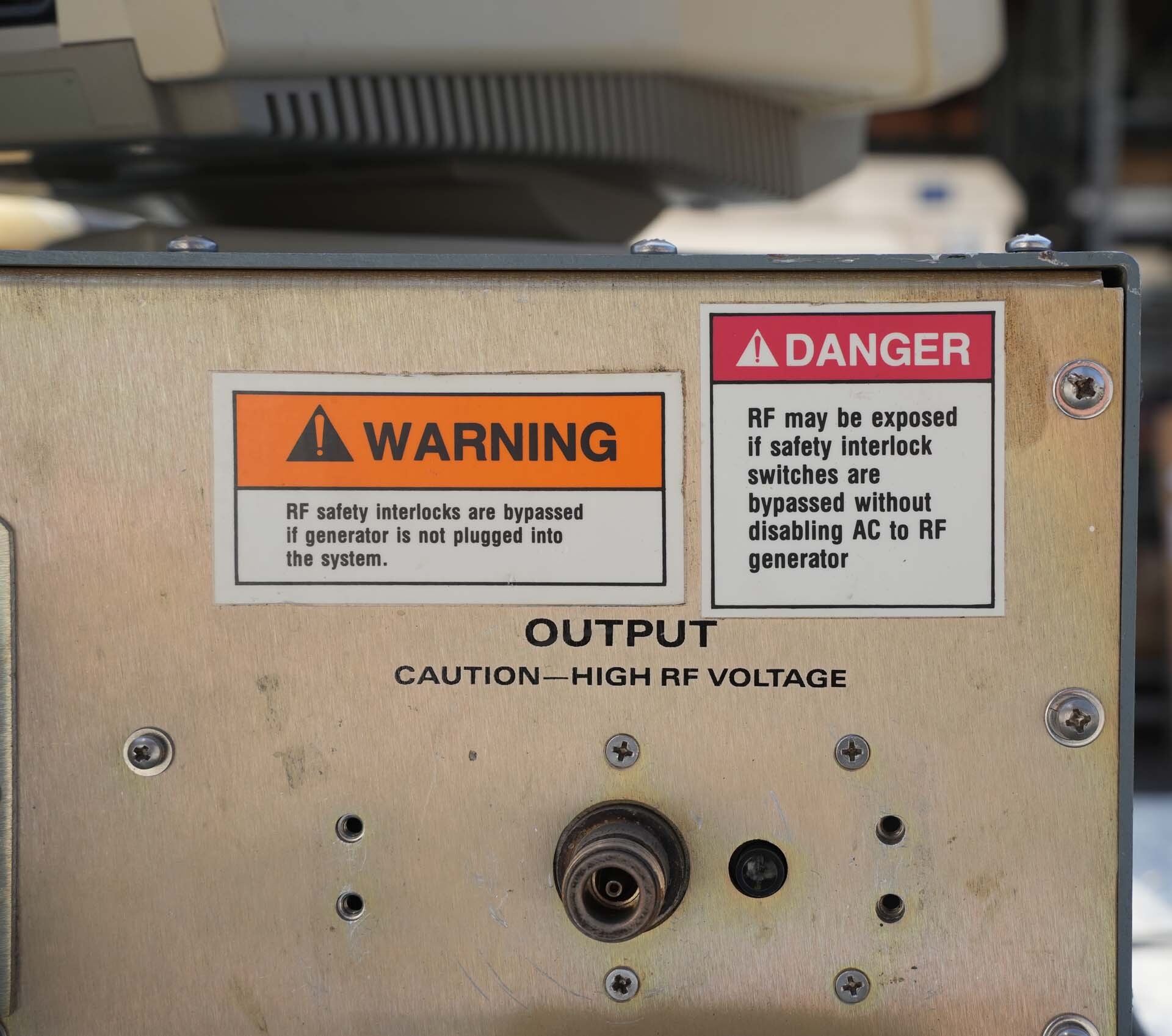 Photo Used KLA / TENCOR 1007E For Sale