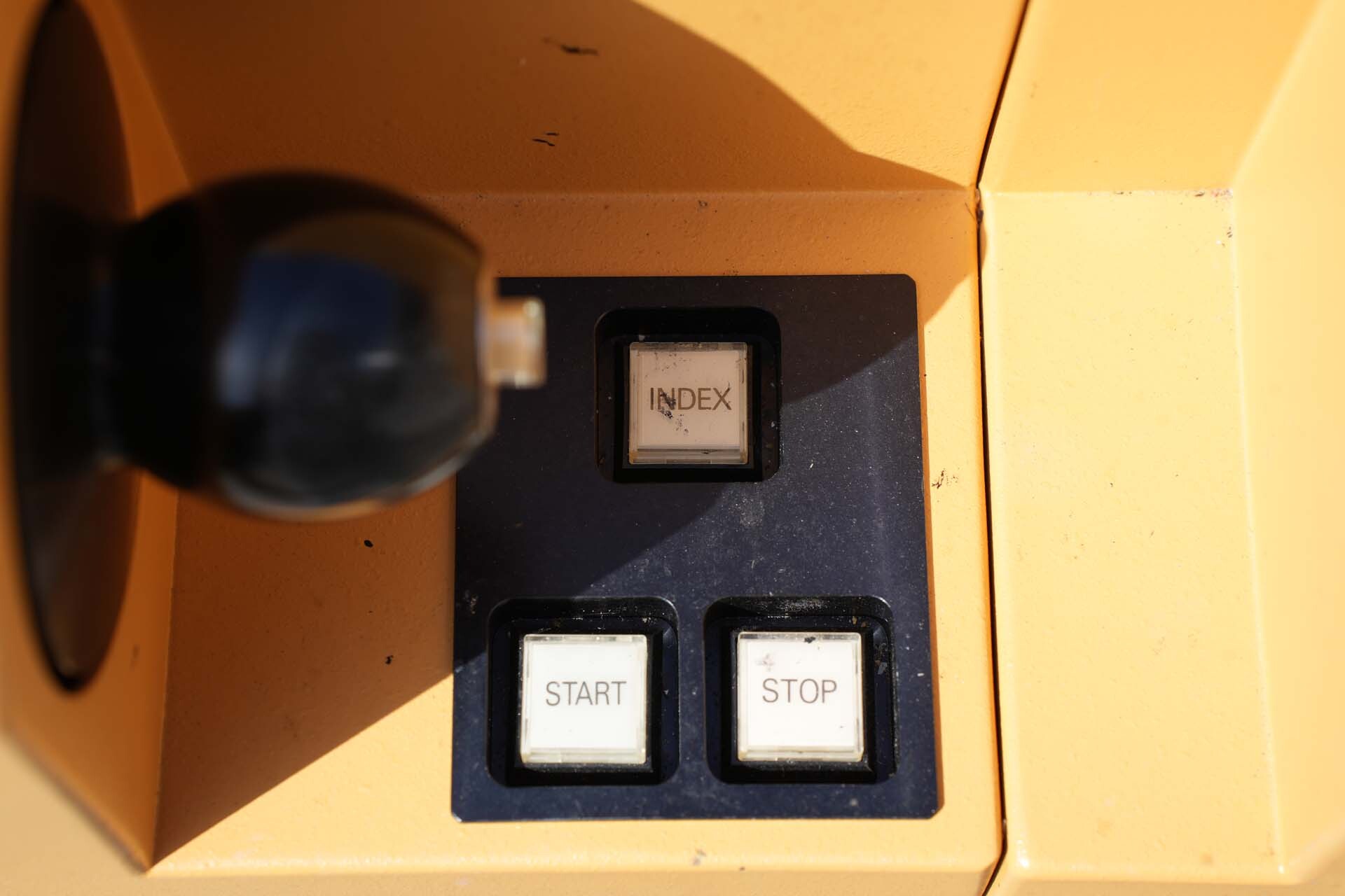 フォト（写真） 使用される KLA / TENCOR 1007E 販売のために