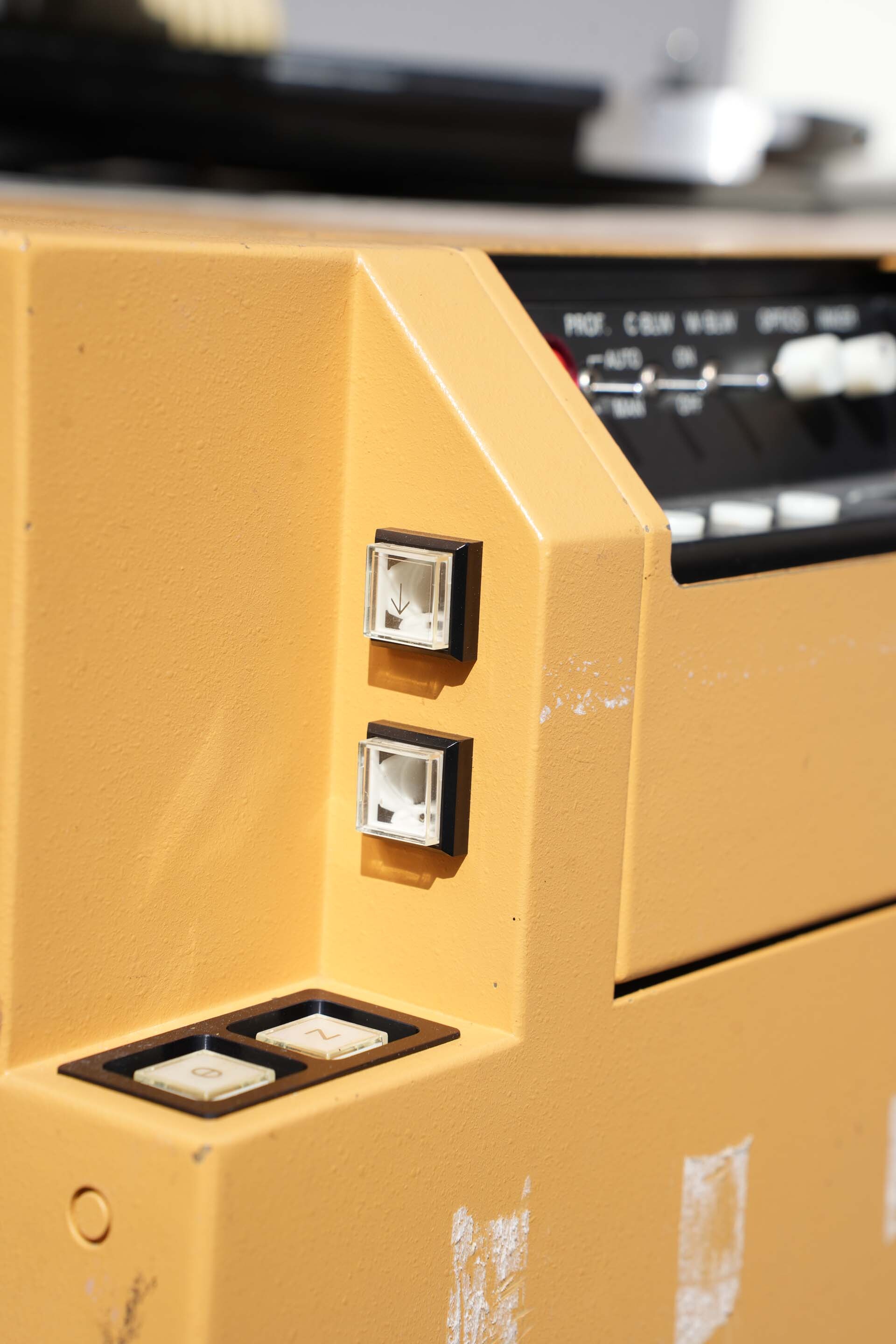 フォト（写真） 使用される KLA / TENCOR 1007E 販売のために