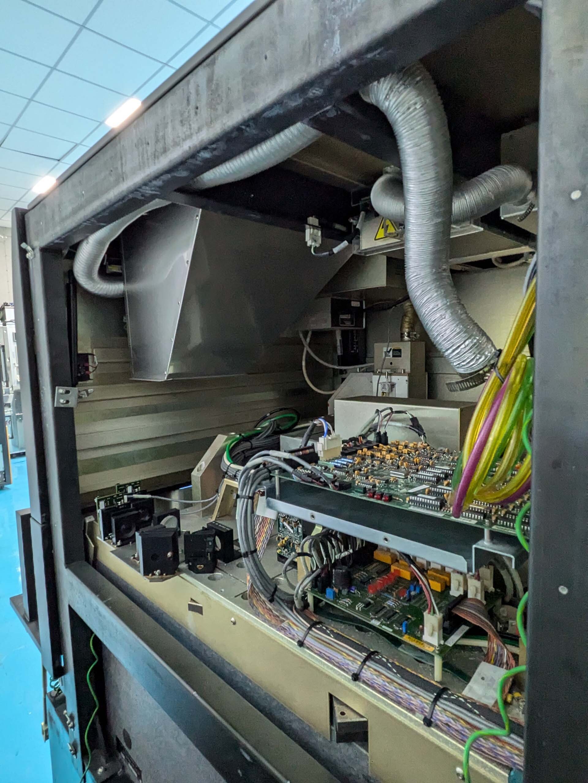 Foto Verwendet KLA / TENCOR 2132 Zum Verkauf