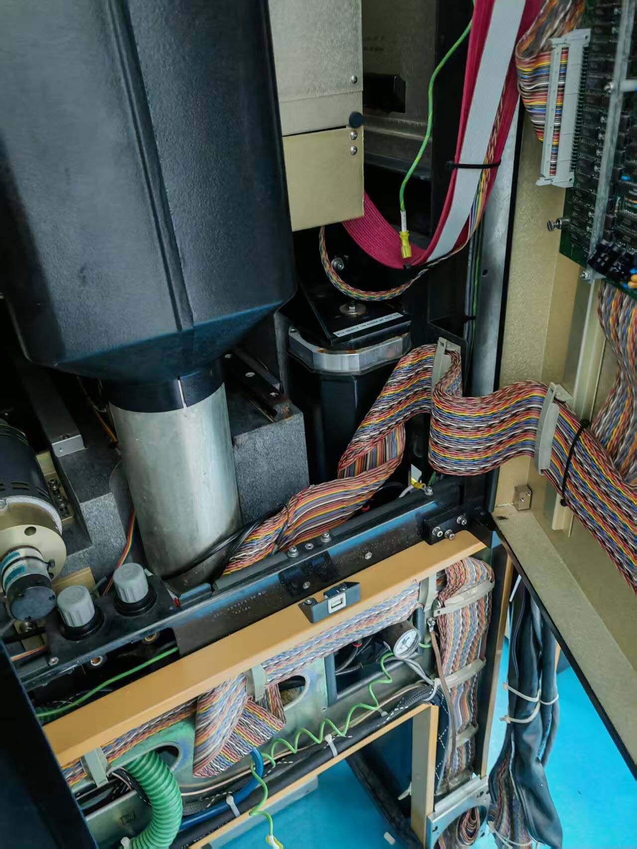 Foto Verwendet KLA / TENCOR 2132 Zum Verkauf