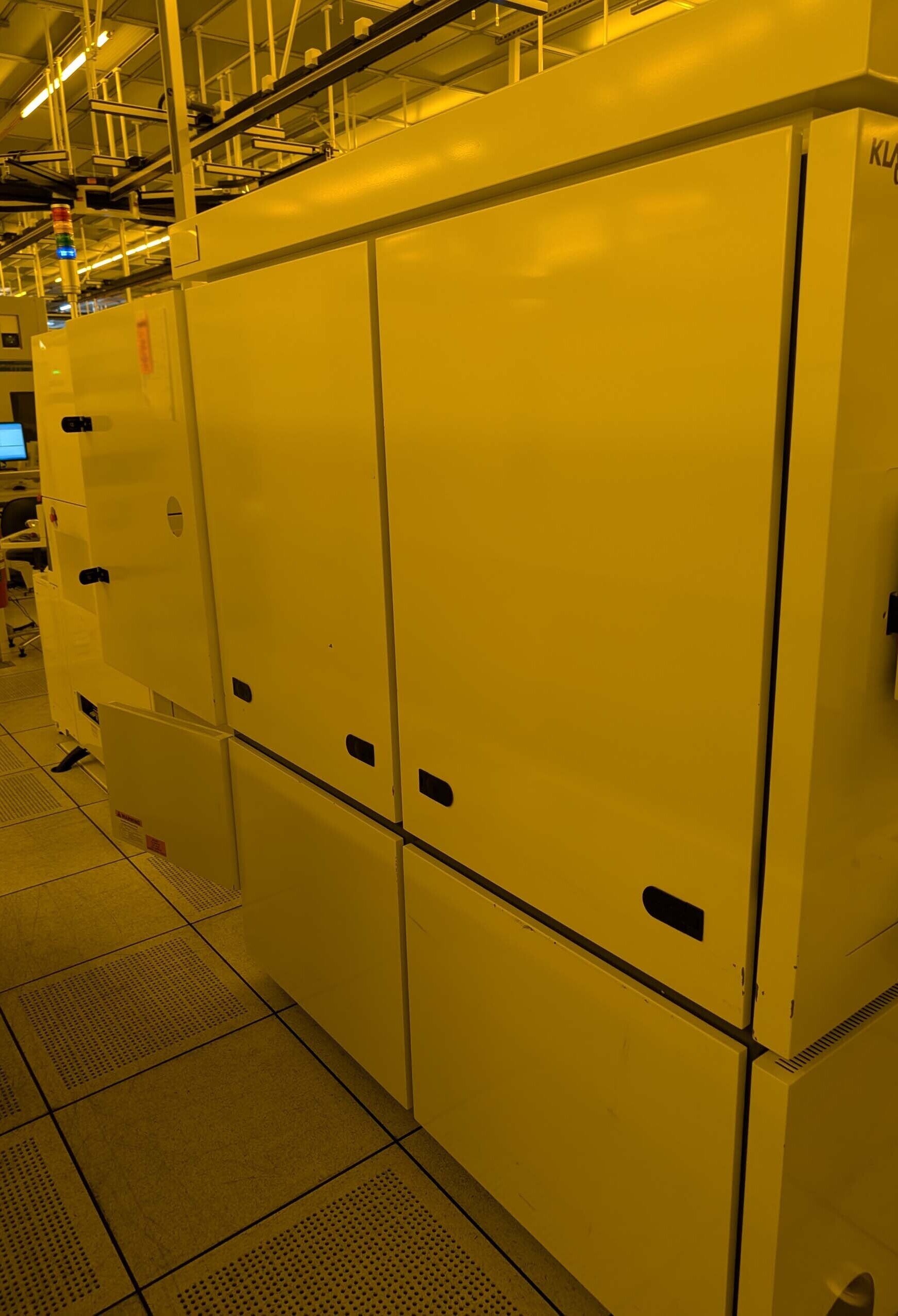 Foto Verwendet KLA / TENCOR 2435 Viper Zum Verkauf