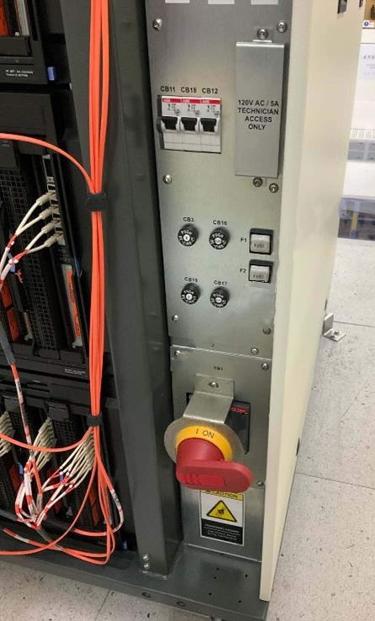 图为 已使用的 KLA / TENCOR 2810-IS 待售
