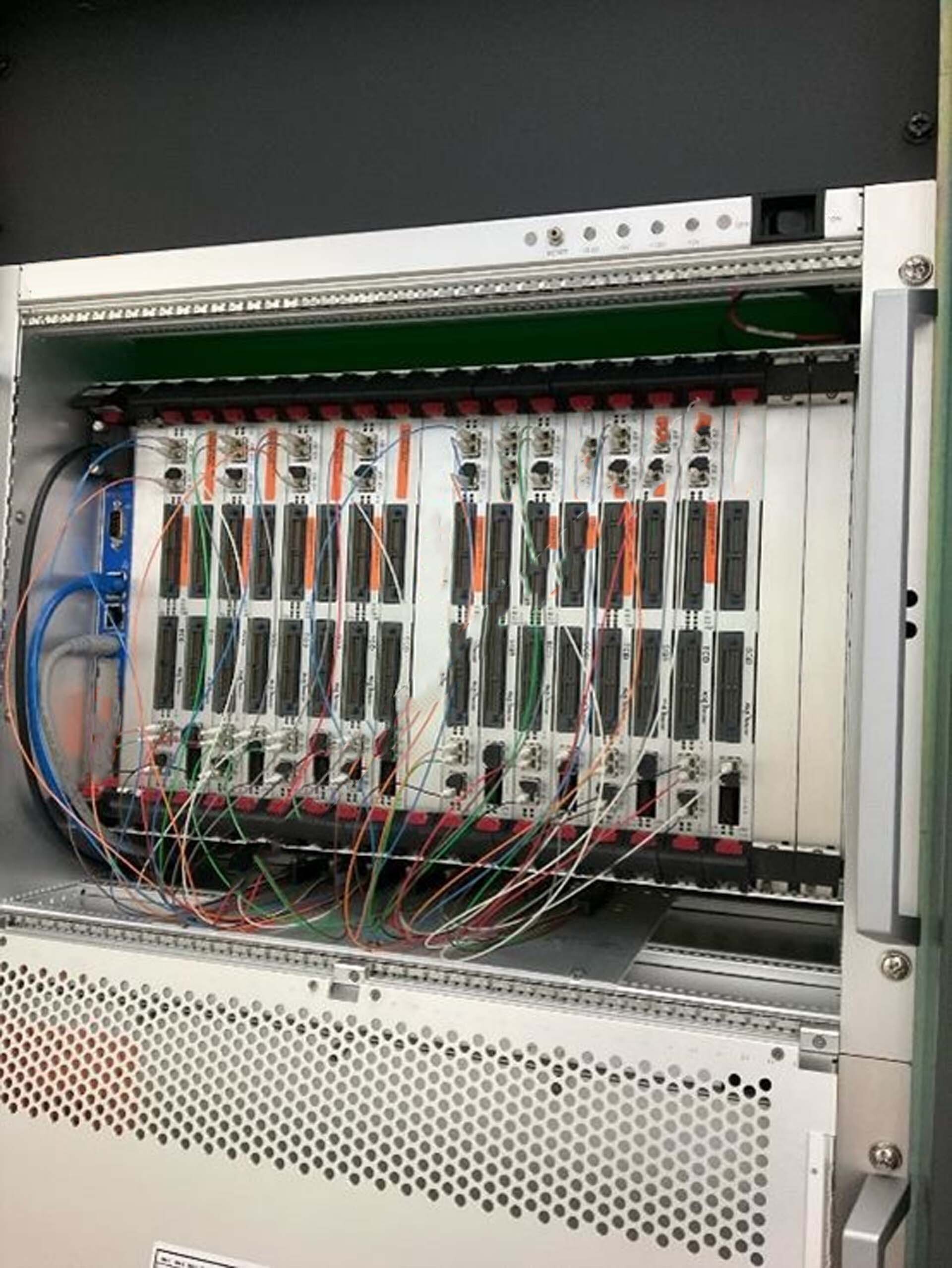 图为 已使用的 KLA / TENCOR 2810-IS 待售