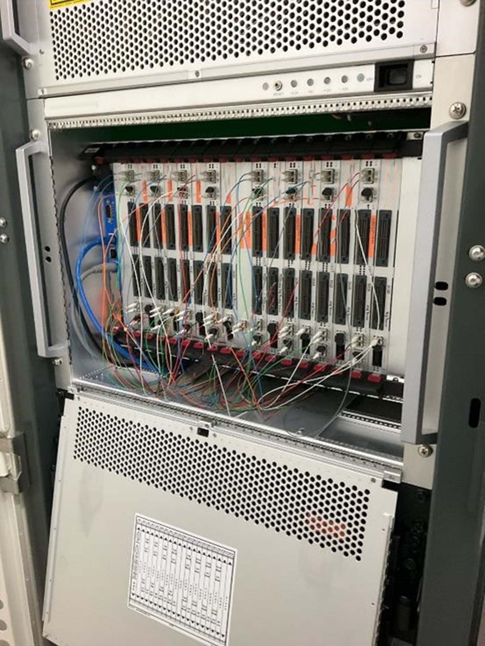 图为 已使用的 KLA / TENCOR 2810-IS 待售