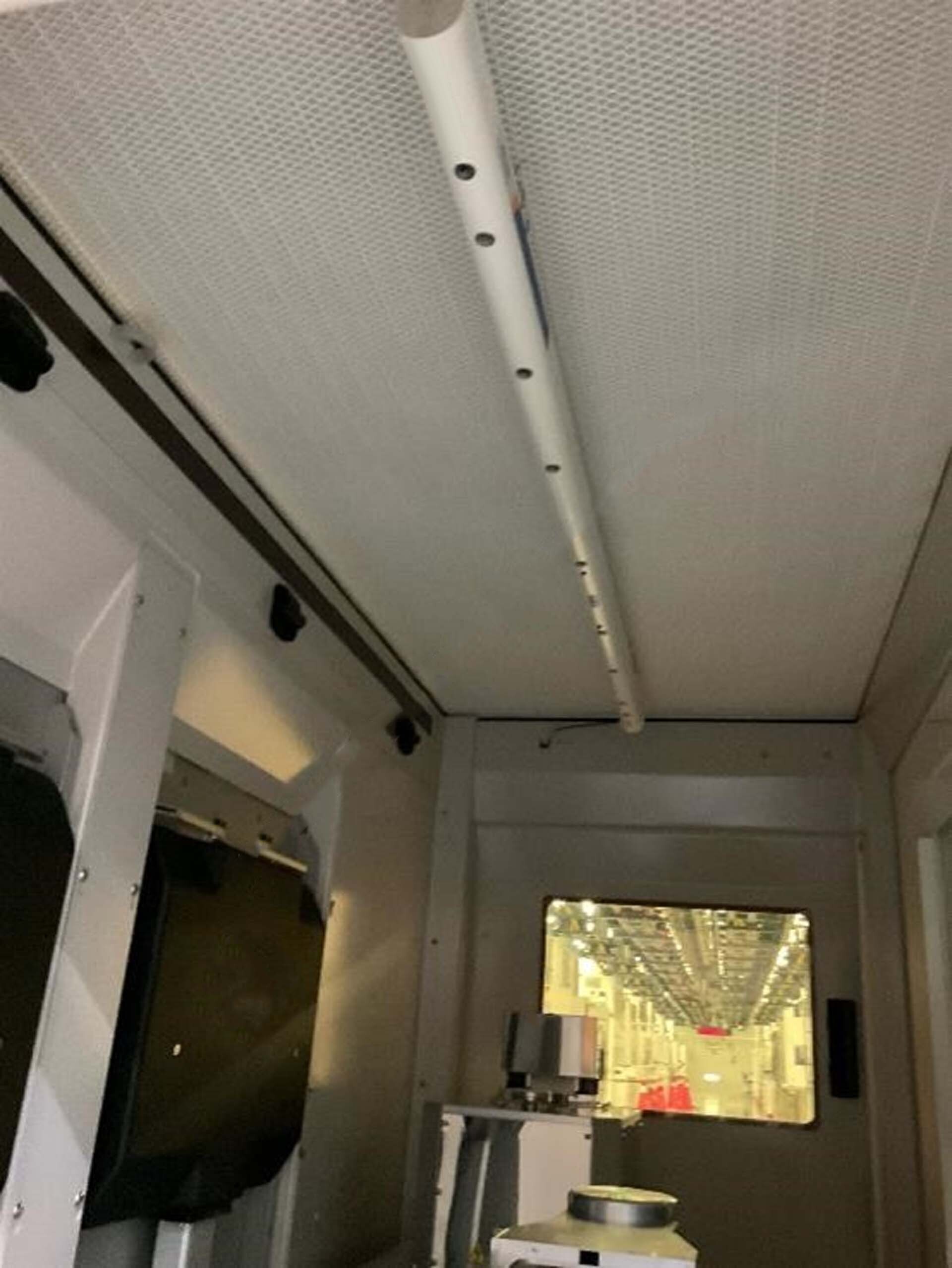 Foto Verwendet KLA / TENCOR 2820-IS Zum Verkauf
