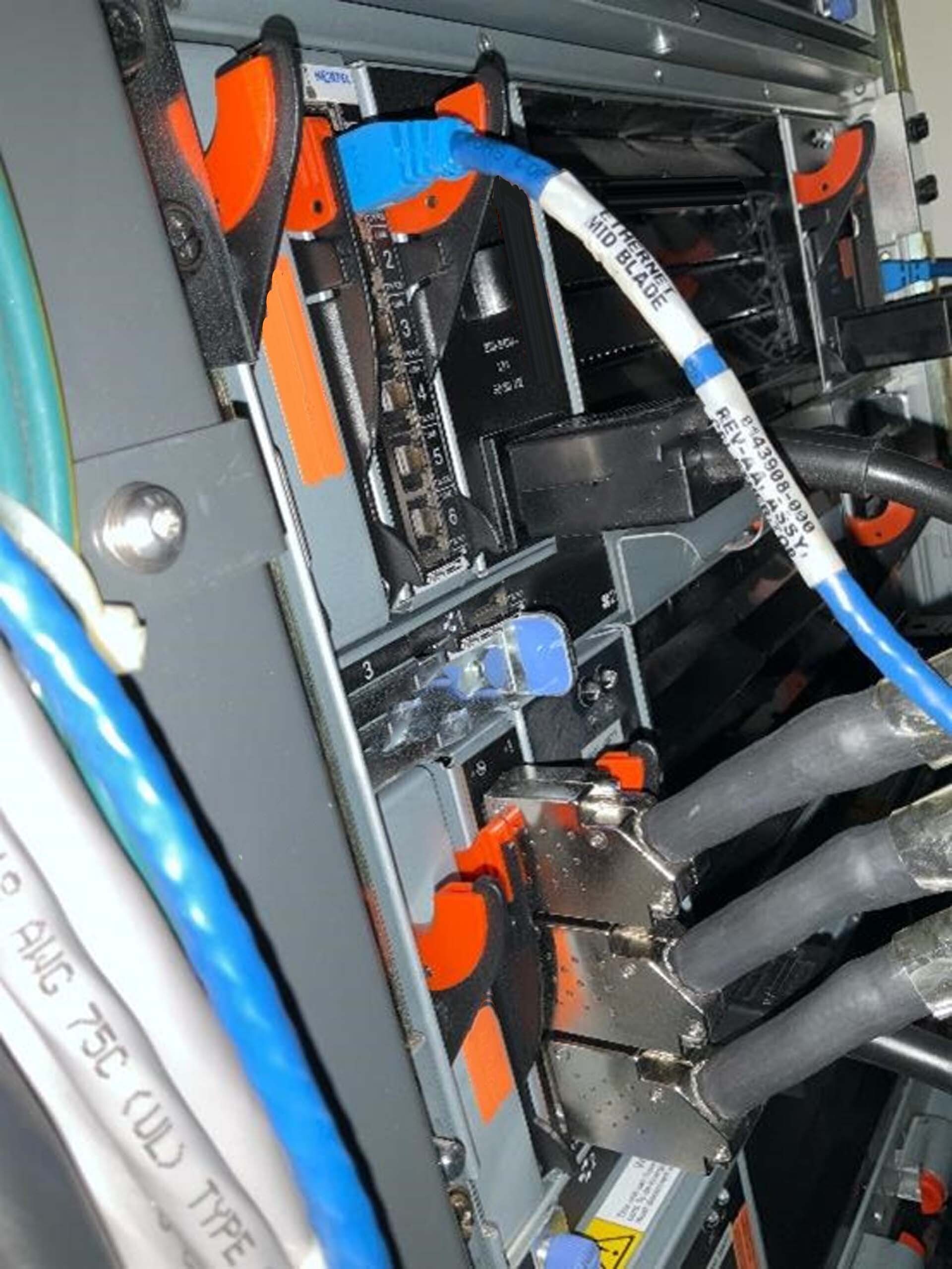 Foto Verwendet KLA / TENCOR 2820-IS Zum Verkauf