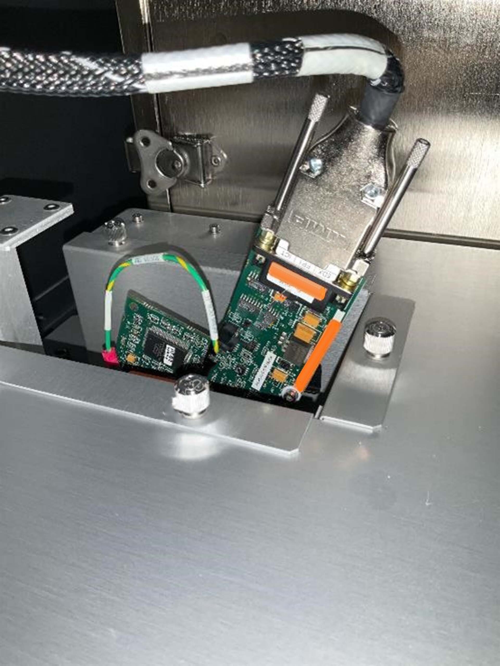 Foto Verwendet KLA / TENCOR 2820-IS Zum Verkauf