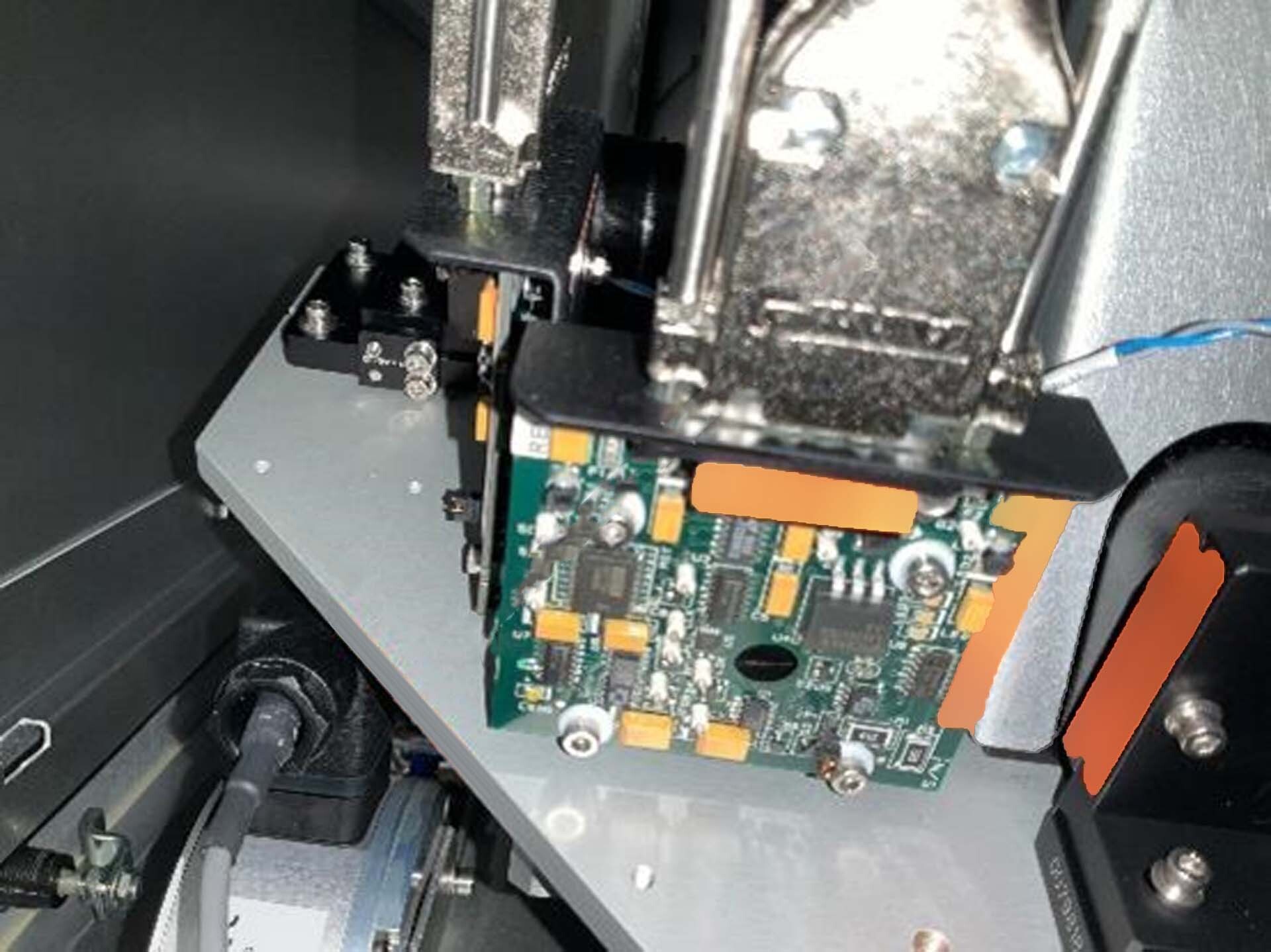Foto Verwendet KLA / TENCOR 2820-IS Zum Verkauf