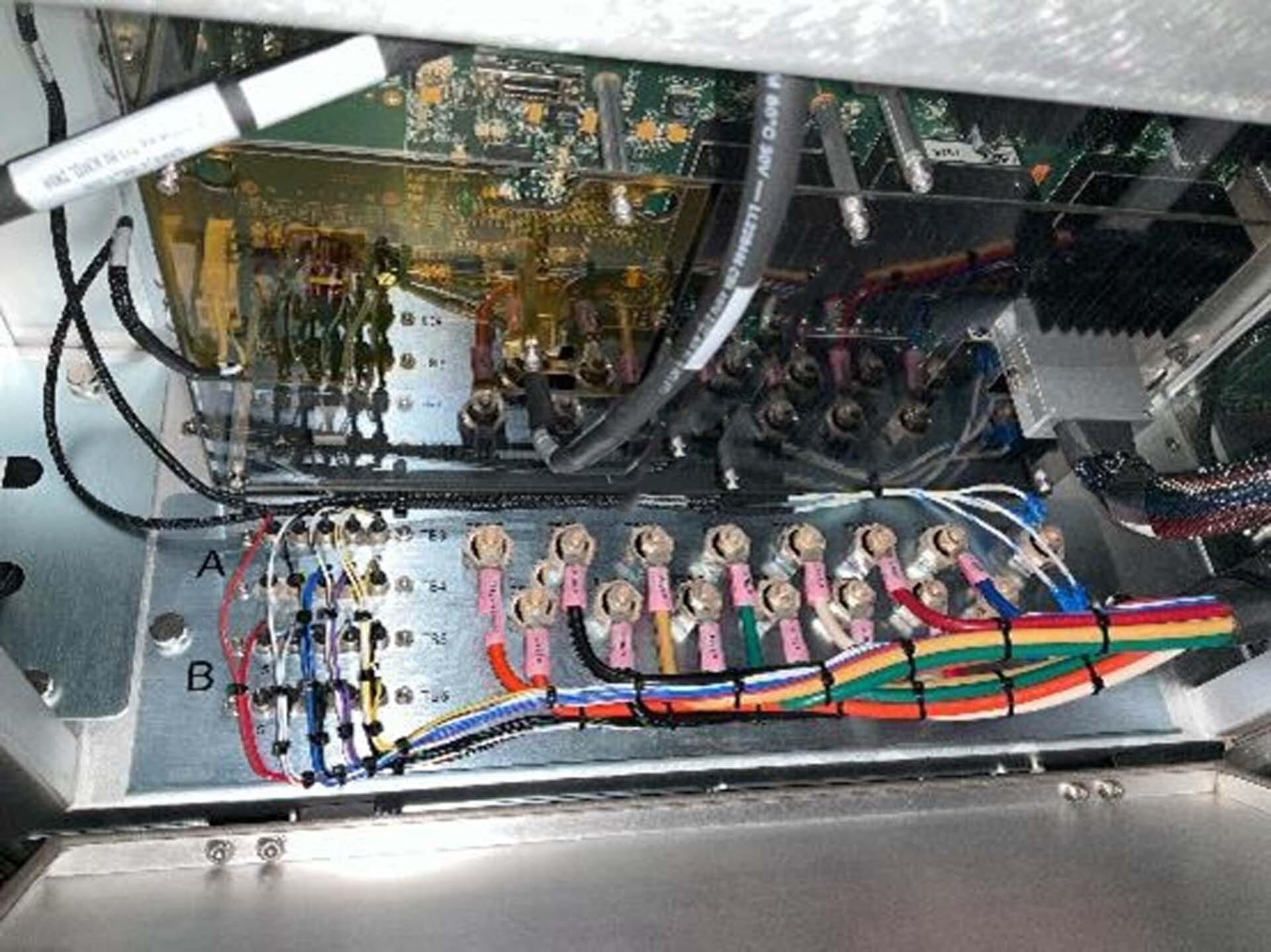 Foto Verwendet KLA / TENCOR 2820-IS Zum Verkauf