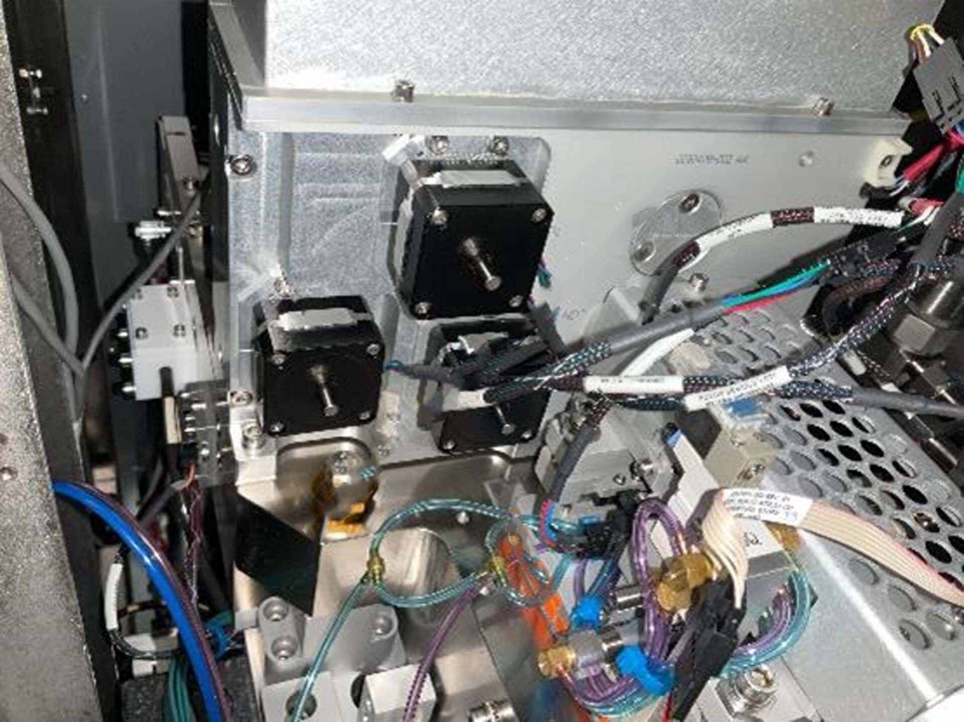 Foto Verwendet KLA / TENCOR 2820-IS Zum Verkauf