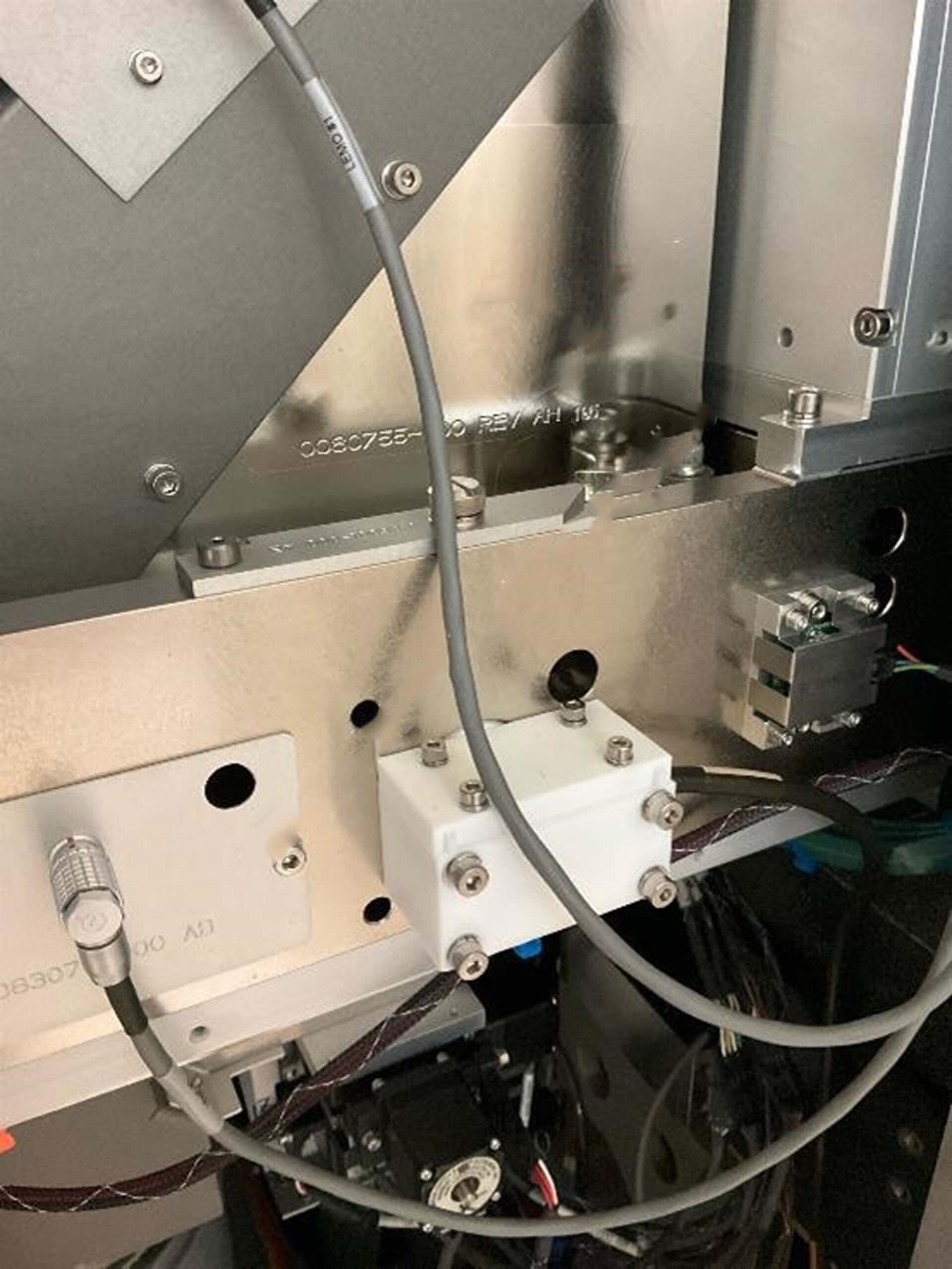 Foto Verwendet KLA / TENCOR 2820-IS Zum Verkauf