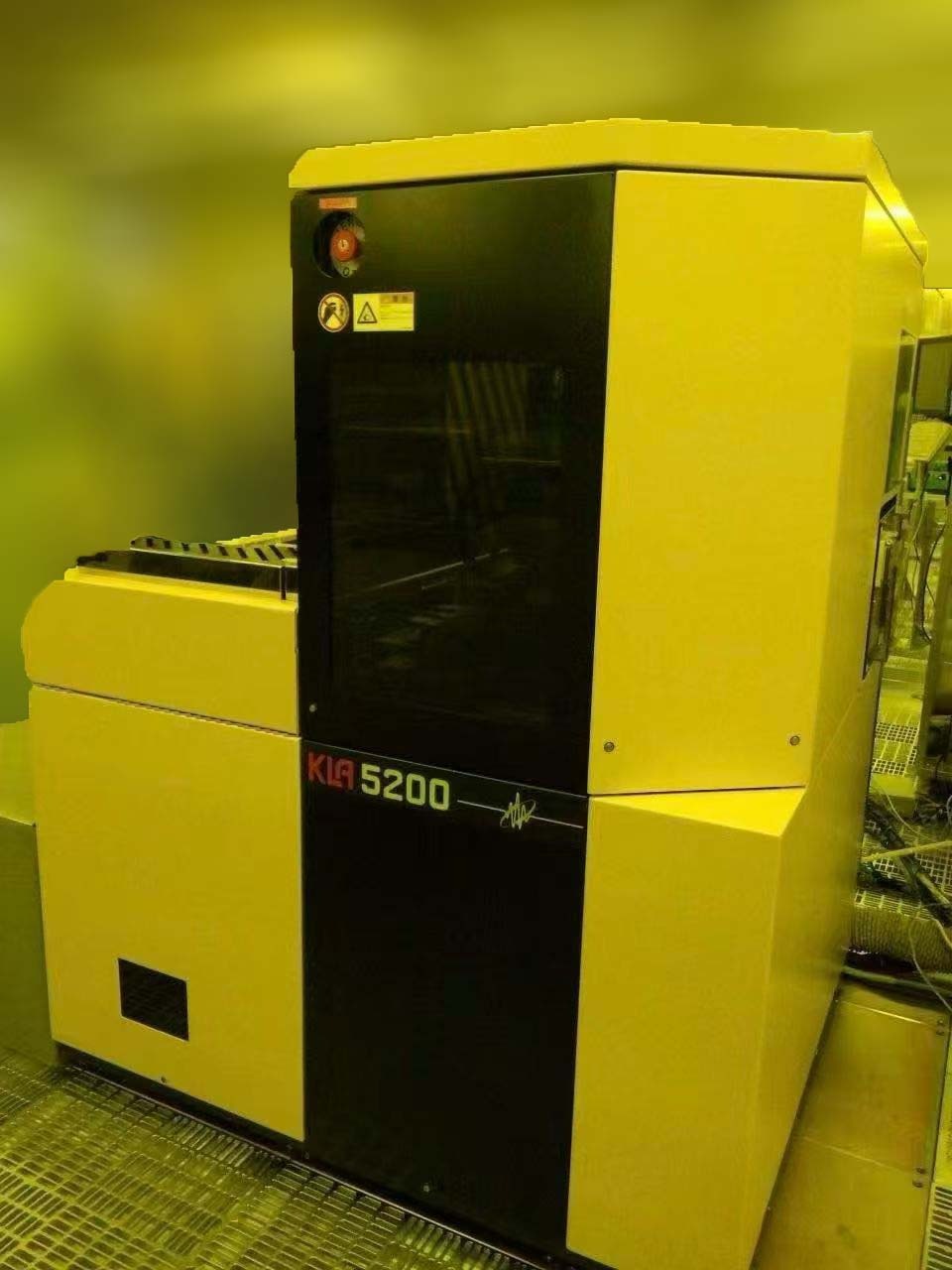 圖為 已使用的 KLA / TENCOR 5200 待售