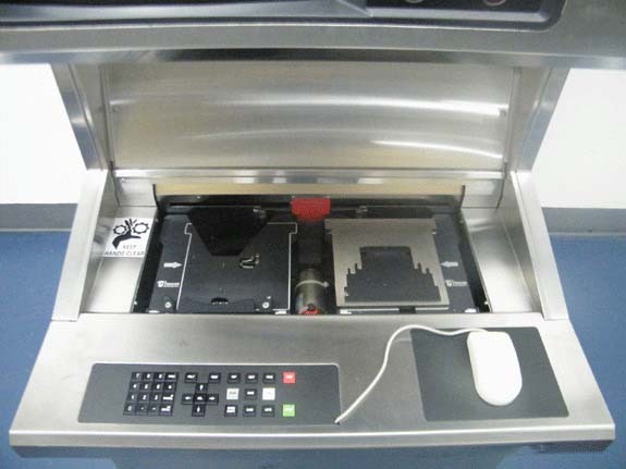 Foto Verwendet KLA / TENCOR 6200 Surfscan Zum Verkauf
