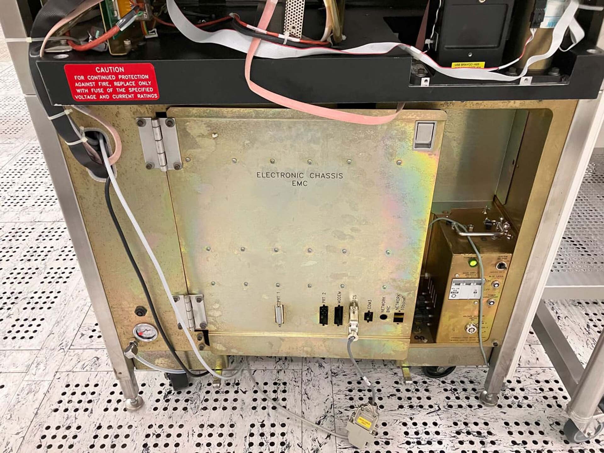 Photo Used KLA / TENCOR 6420 Surfscan For Sale