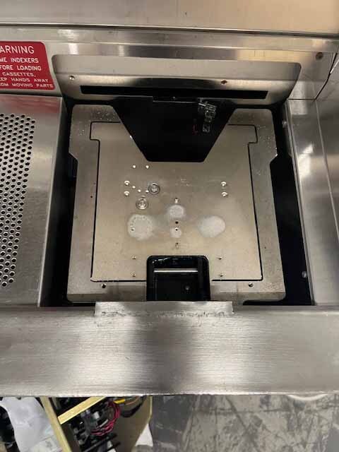 Photo Used KLA / TENCOR 6420 Surfscan For Sale