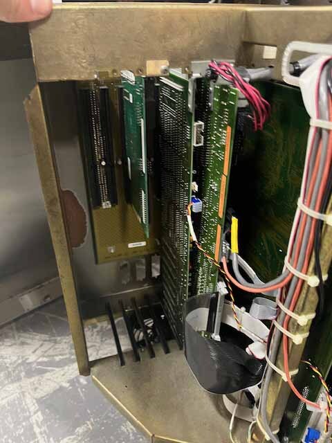 Photo Used KLA / TENCOR 6420 Surfscan For Sale