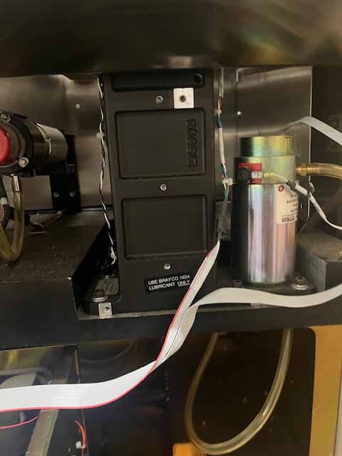 Photo Used KLA / TENCOR 6420 Surfscan For Sale