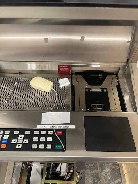 Photo Used KLA / TENCOR 6420 Surfscan For Sale