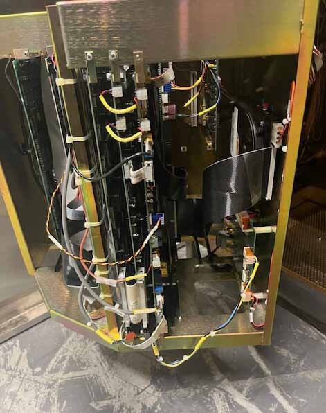 Photo Used KLA / TENCOR 6420 Surfscan For Sale