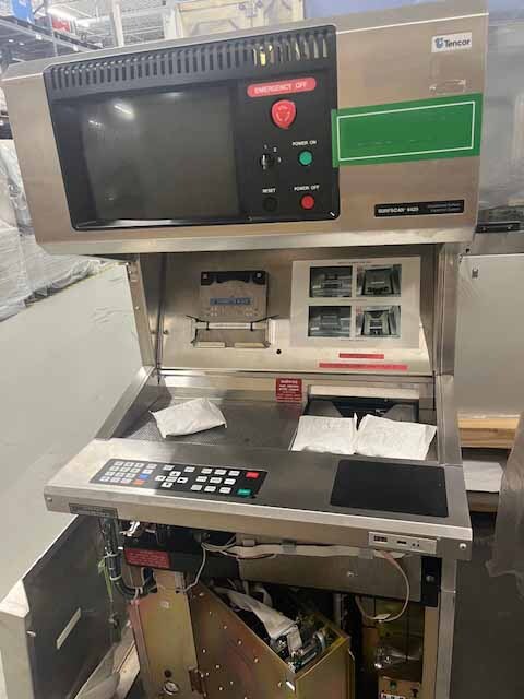 Photo Used KLA / TENCOR 6420 Surfscan For Sale