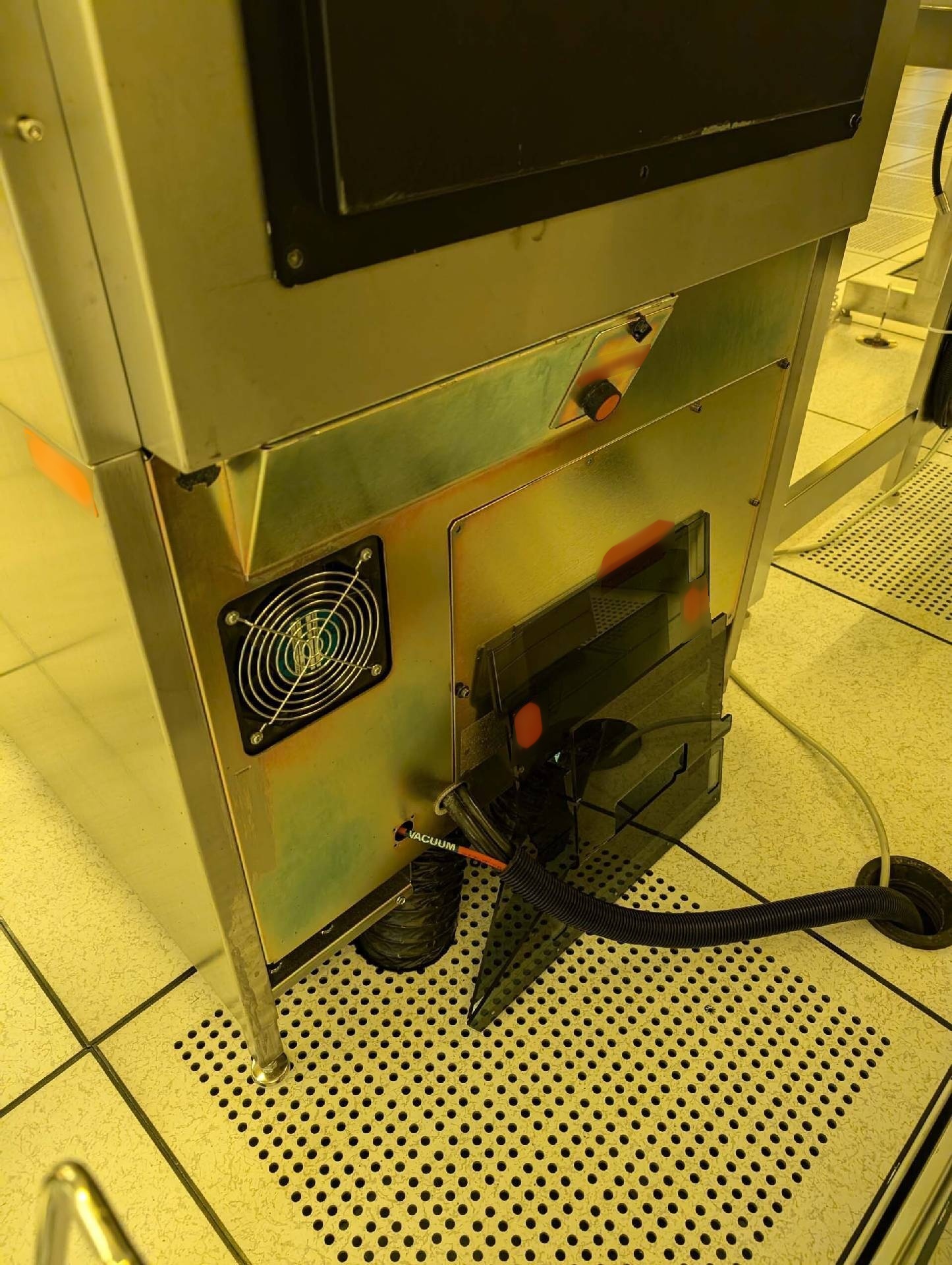 Photo Utilisé KLA / TENCOR 6420 Surfscan À vendre