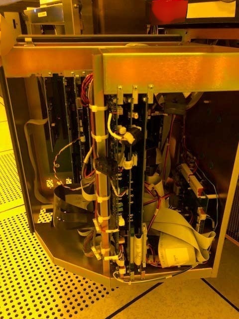 Photo Utilisé KLA / TENCOR 6420 Surfscan À vendre
