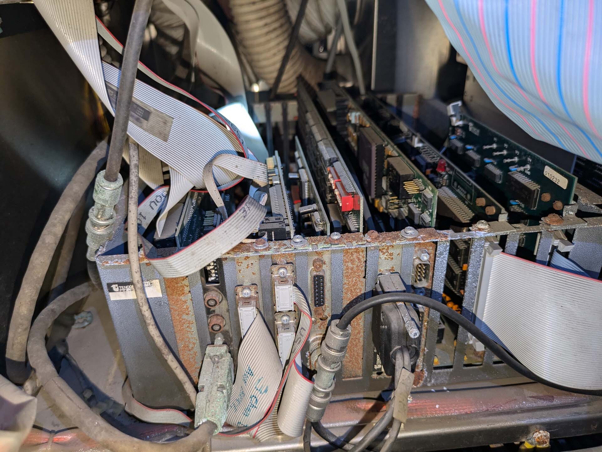 Foto Verwendet KLA / TENCOR 7200 Zum Verkauf