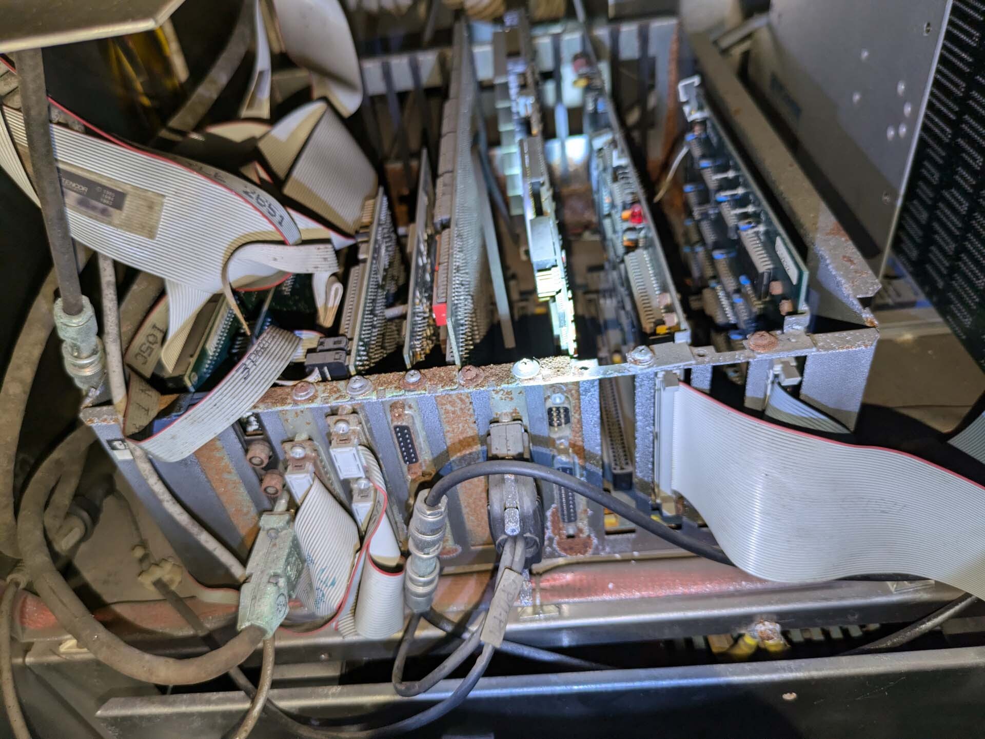 Foto Verwendet KLA / TENCOR 7200 Zum Verkauf
