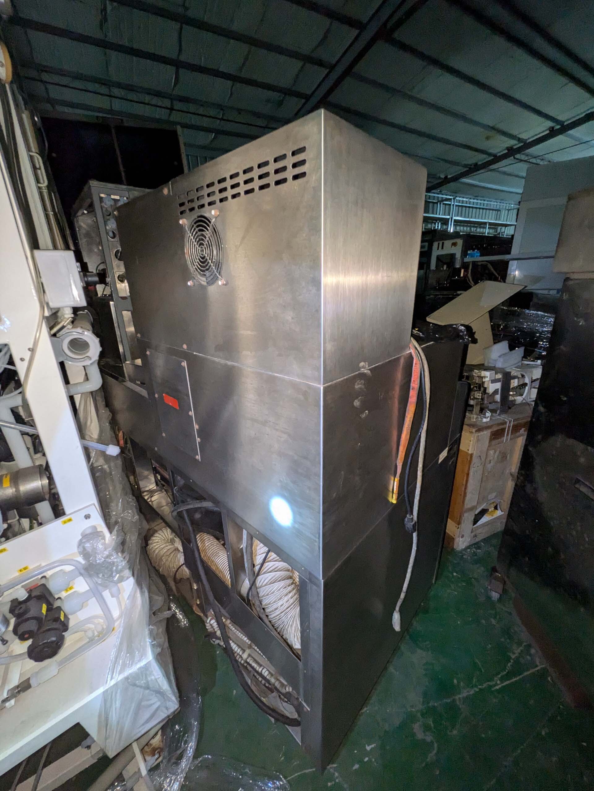 Foto Verwendet KLA / TENCOR 7200 Zum Verkauf