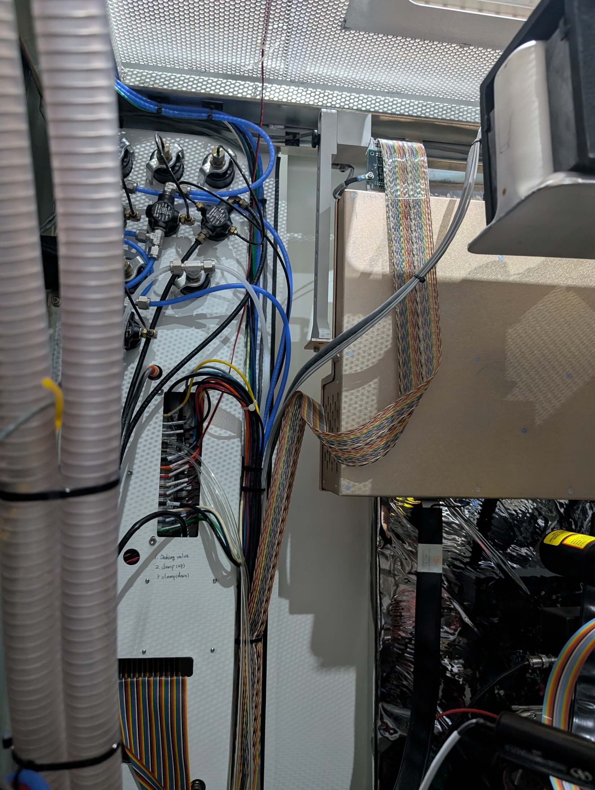 사진 사용됨 KLA / TENCOR 8100XP-S 판매용