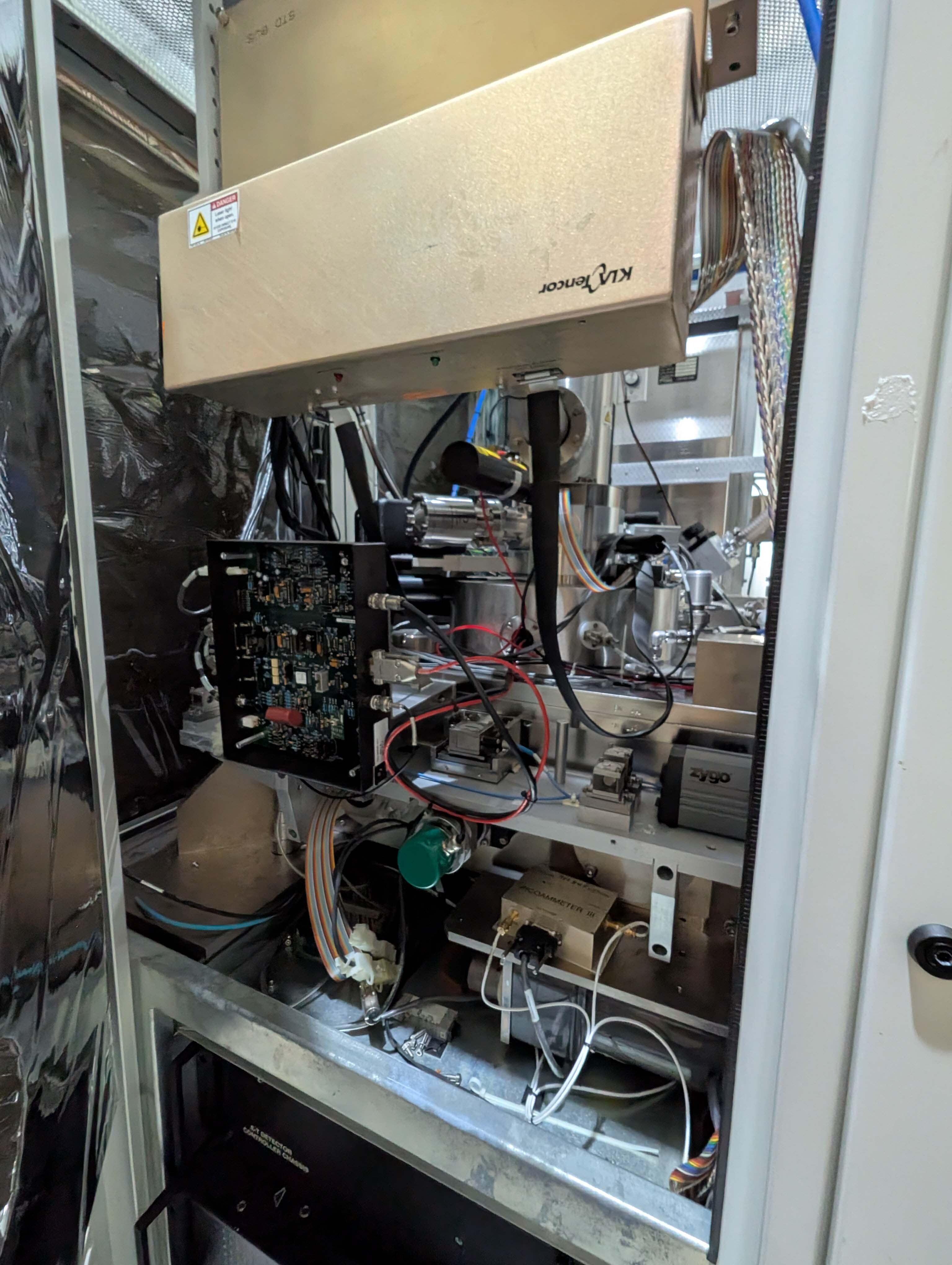 사진 사용됨 KLA / TENCOR 8100XP-S 판매용