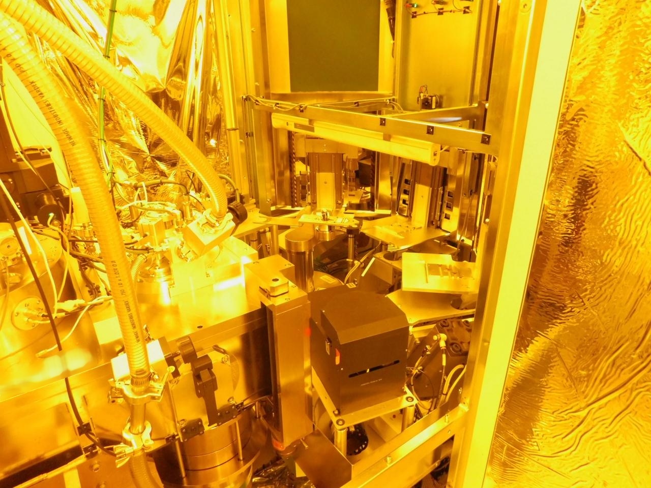 フォト（写真） 使用される KLA / TENCOR 8250 XPT 販売のために