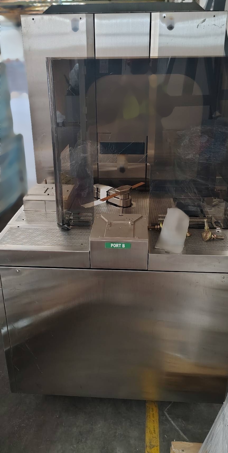 Foto Verwendet KLA / TENCOR AIT 8010 Zum Verkauf