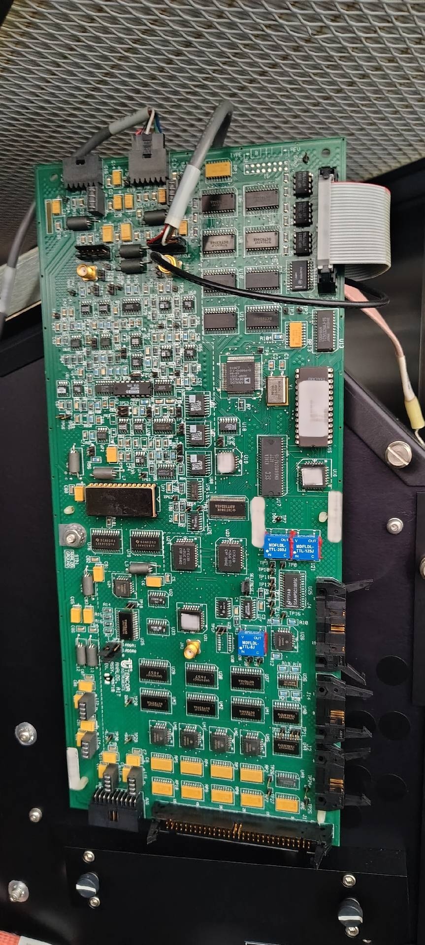 Foto Verwendet KLA / TENCOR AIT 8010 Zum Verkauf