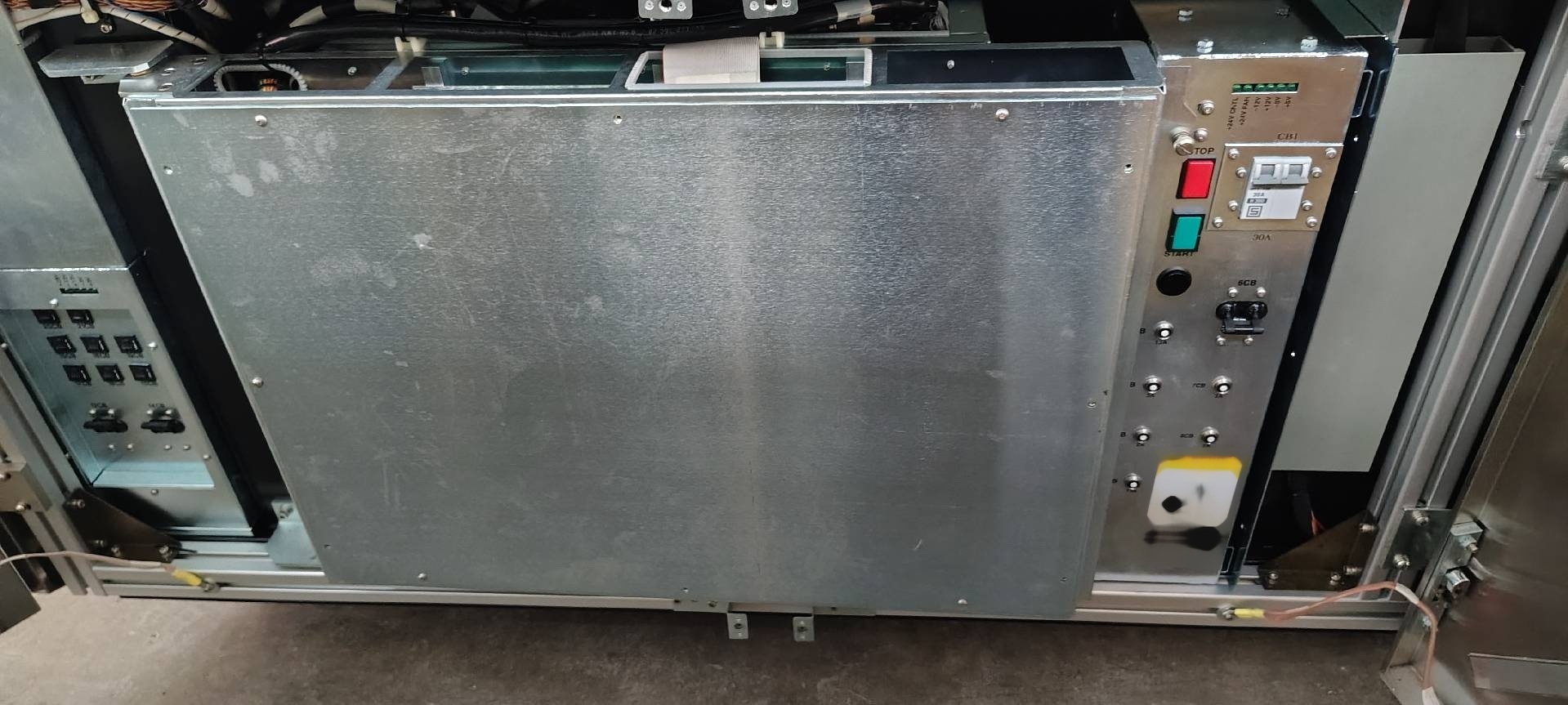 Foto Verwendet KLA / TENCOR AIT 8010 Zum Verkauf