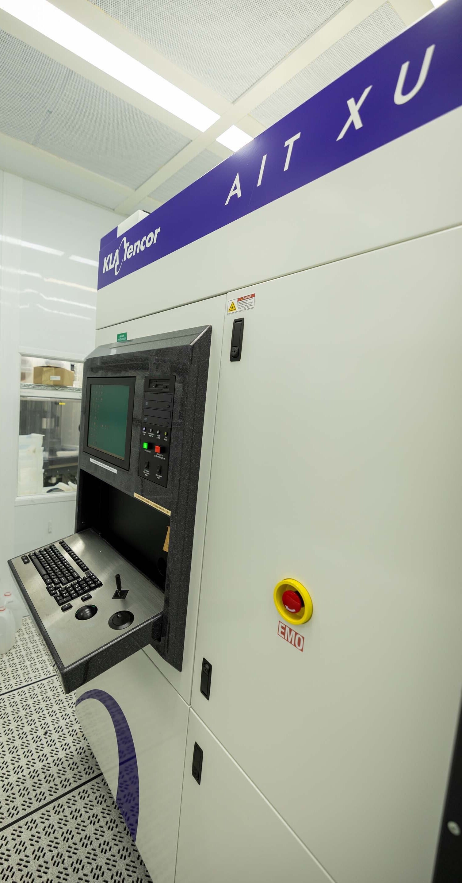 フォト（写真） 使用される KLA / TENCOR AIT XUV 販売のために