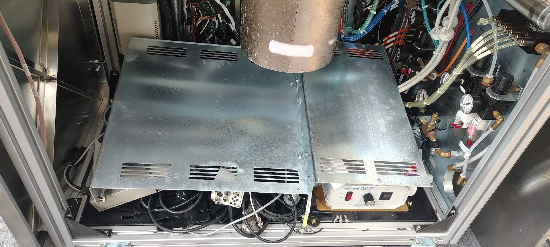 사진 사용됨 KLA / TENCOR AIT 1 판매용