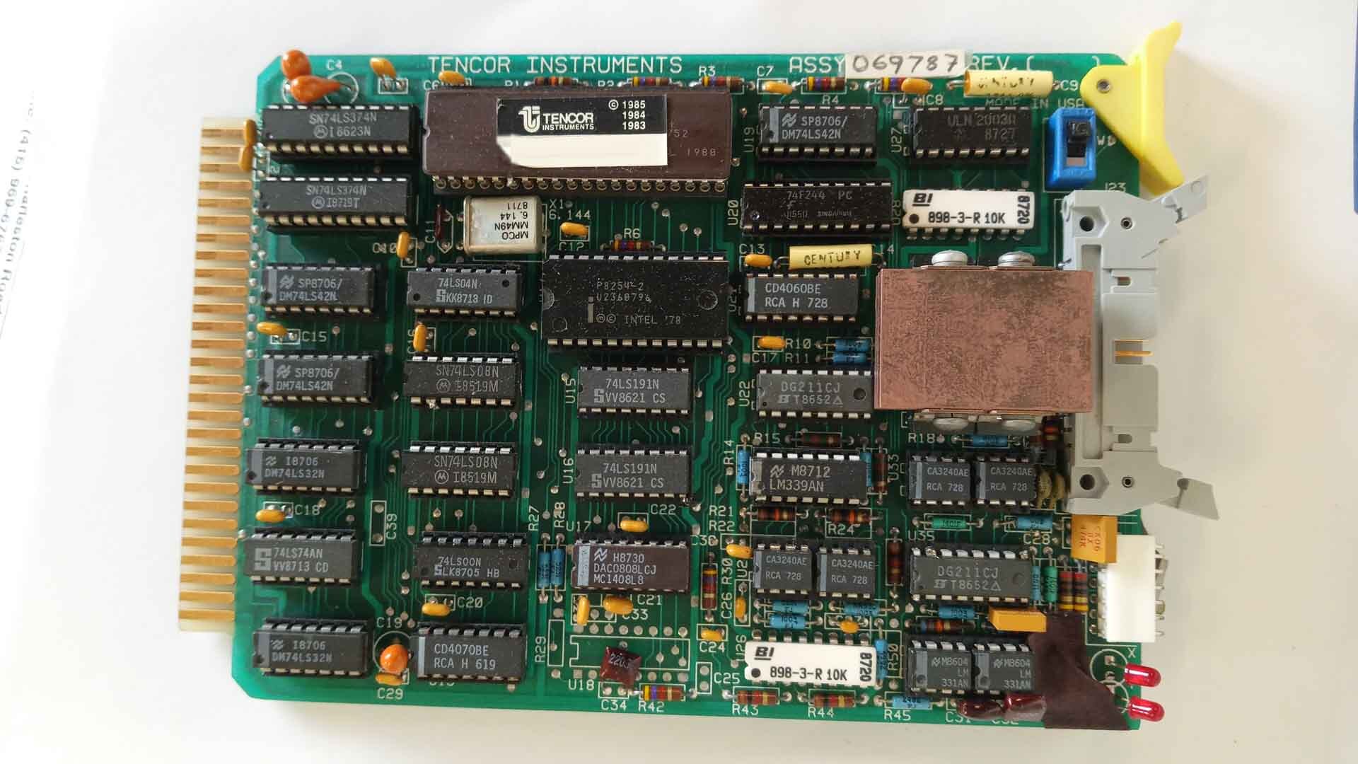 圖為 已使用的 KLA / TENCOR Alpha Step 200 待售