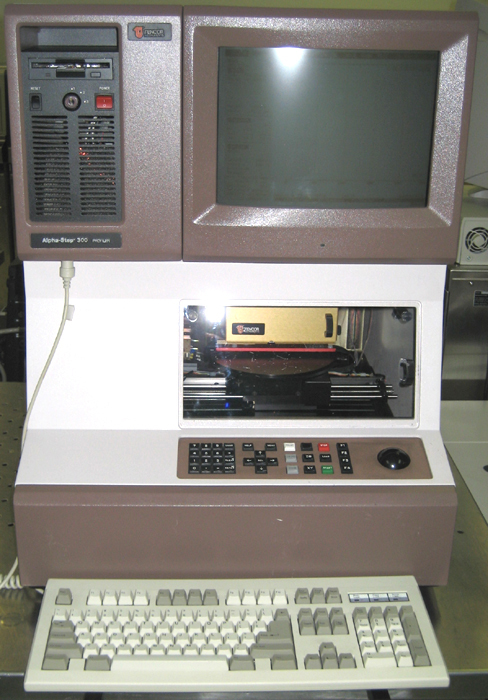 Photo Used KLA / TENCOR Alpha Step 300 For Sale