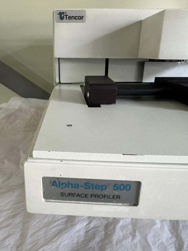 Foto Verwendet KLA / TENCOR Alpha Step 500 Zum Verkauf